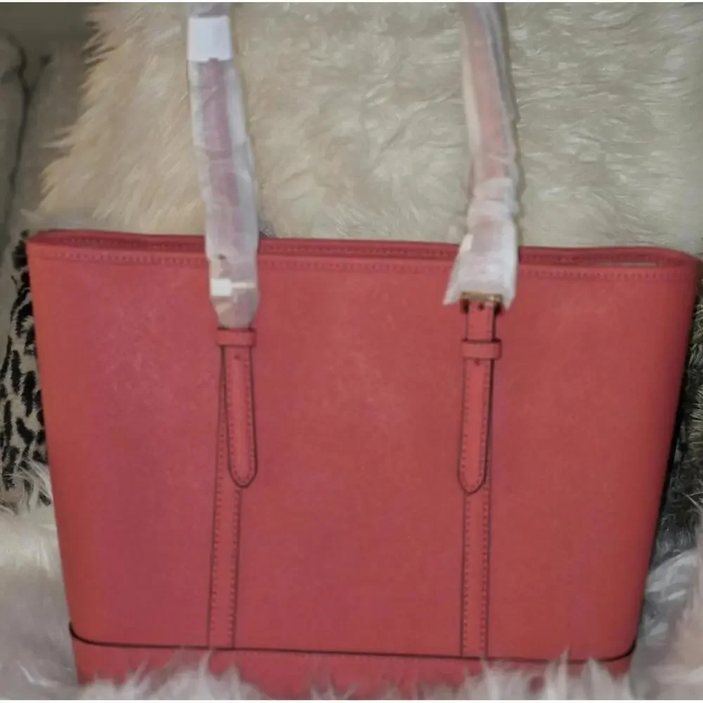 Michael Kors Jet Set Travel Saffiano Leather Tote Bag - Picture 2 of 5